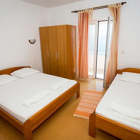 Bonaca Apartment *
